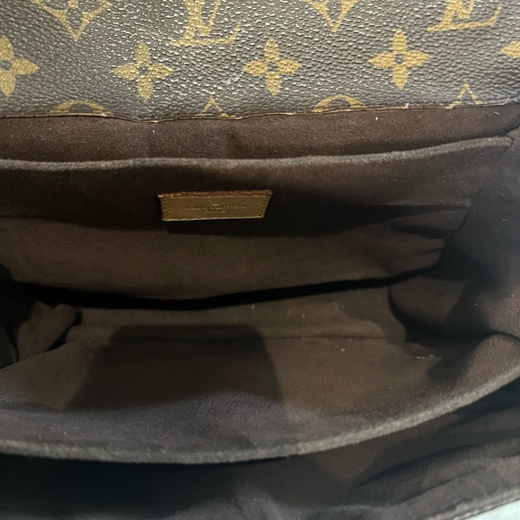 - Authentic Louis Vuitton Monogram pochette Métis bag for sale! - Picture 8 of 16